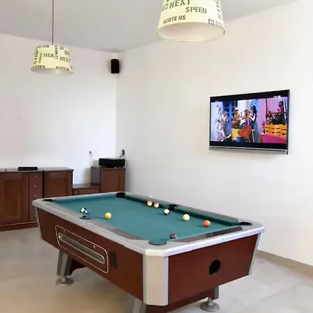 Perfect With Pool Tar-Vabriga