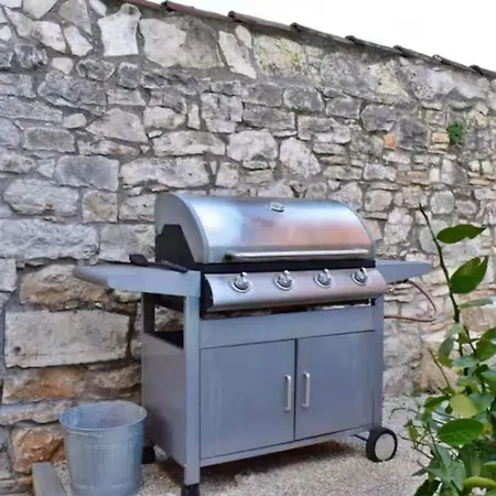شقة Perfect With Pool Tar-Vabriga